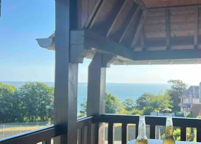 Appart Lumineux Avec Vue Sur Mer A 180 Degres Appartamento