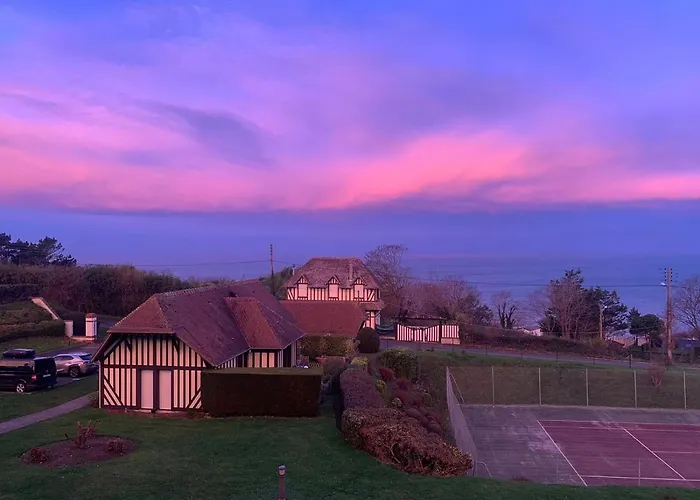 Appart Lumineux Avec Vue Sur Mer A 180 Degres Appartamento Trouville-sur-Mer